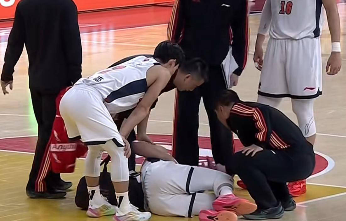 星空体育中国-比赛可能遇到的突发状况及应对措施