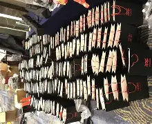 运动员在赛场奋力拼搏终于摘得桂冠获得金牌修改病句 运动员在赛场奋力拼搏终于摘得桂冠获得金牌修改病句